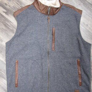 Overland Mens Grey Zip Vest with Faux Fur and Leather
